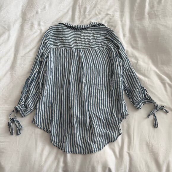 Amuse Society Blue White Striped Button Up Tunic Shirt Women’s Size S - Picture 4 of 5